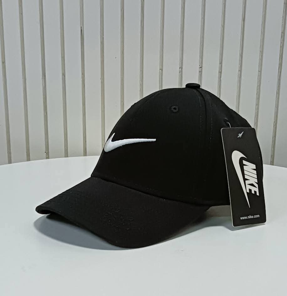 Nike logo Cap: A Touch of Class, A Dash of Style! 🧢