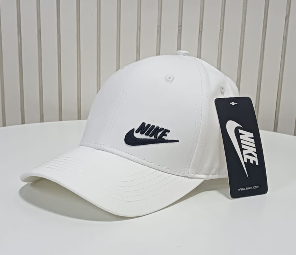 Nike Cap: A Touch of Class, A Dash of Style! 🧢✨