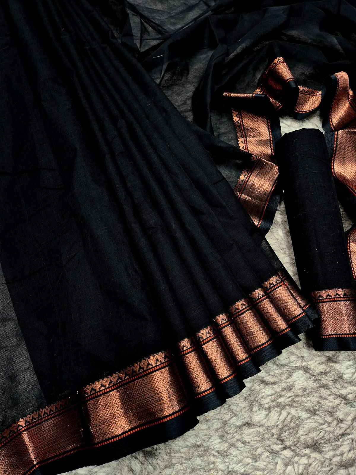 Pure Cotton Tangail Woven Saree (P-2951)
